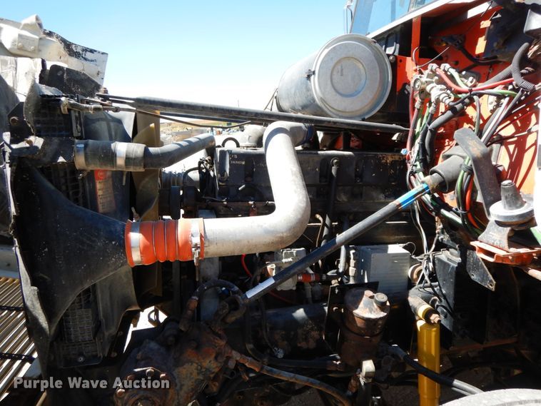 image for item HJ9613 1996 Freightliner FLD  dump truck