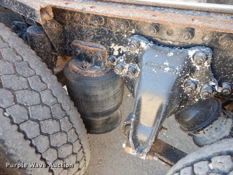 image for item HJ9613 1996 Freightliner FLD  dump truck