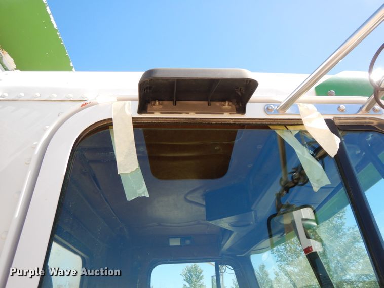 image for item HJ9613 1996 Freightliner FLD  dump truck