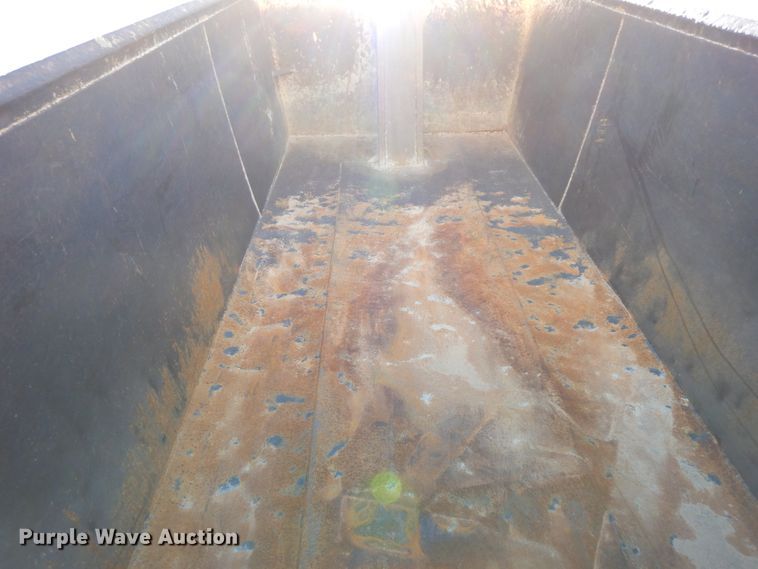 image for item HJ9613 1996 Freightliner FLD  dump truck