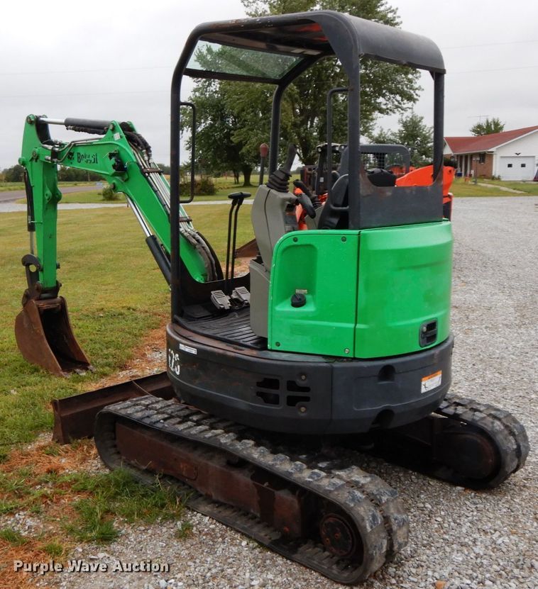 image for item HJ9627 2013 Bobcat E26  mini excavator