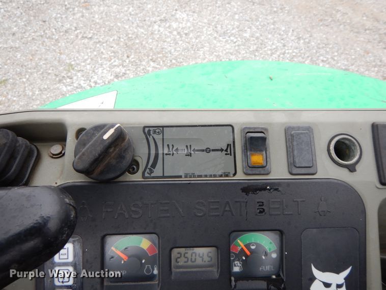 image for item HJ9627 2013 Bobcat E26  mini excavator