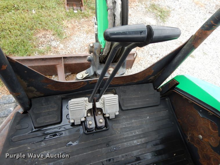 image for item HJ9627 2013 Bobcat E26  mini excavator