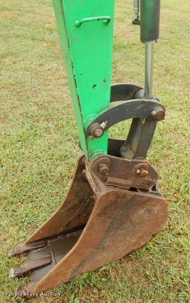 image for item HJ9627 2013 Bobcat E26  mini excavator