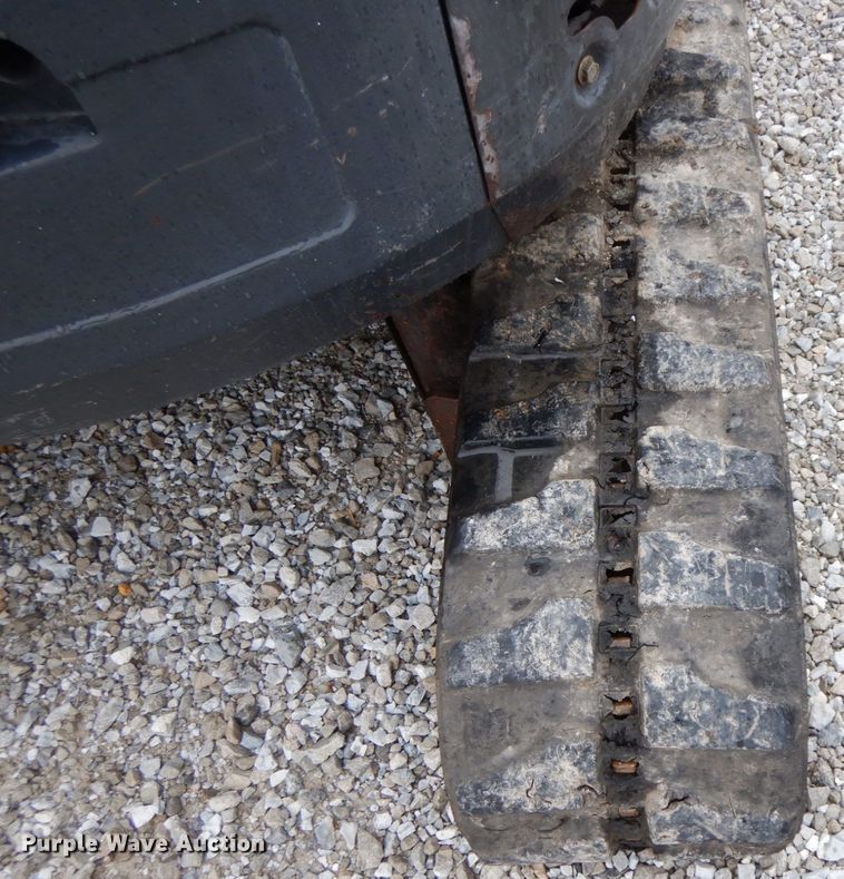 image for item HJ9627 2013 Bobcat E26  mini excavator