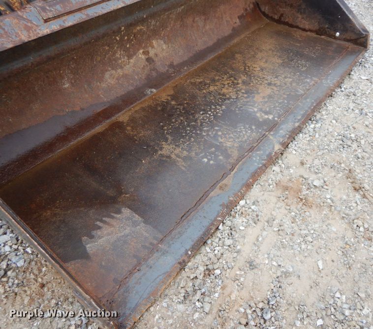 image for item HJ9628 2006 New Holland L185  skid steer loader