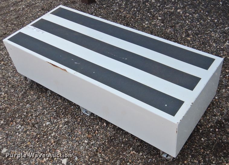 image for item HO9917 Weather Guard Rat Pack toolbox