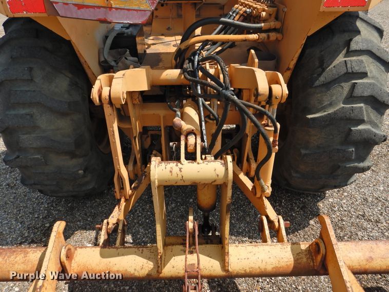 image for item HO9918 Case 480LL  landscape tractor