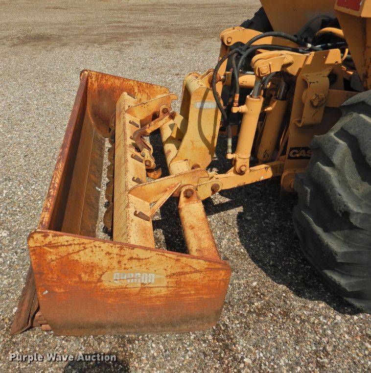 image for item HO9918 Case 480LL  landscape tractor