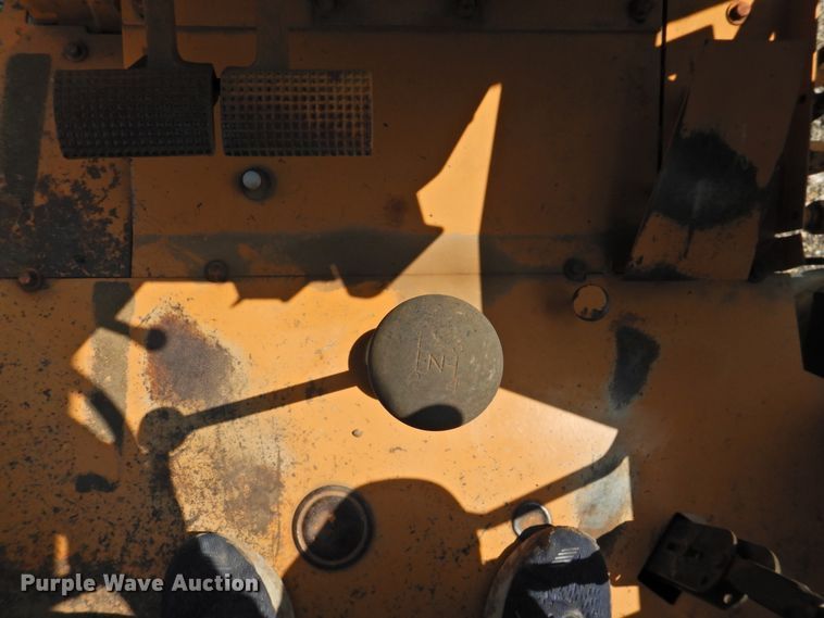 image for item HO9918 Case 480LL  landscape tractor