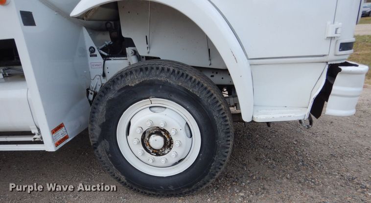 image for item HP9766 1978 International Cargo Star  CO1850B fuel truck