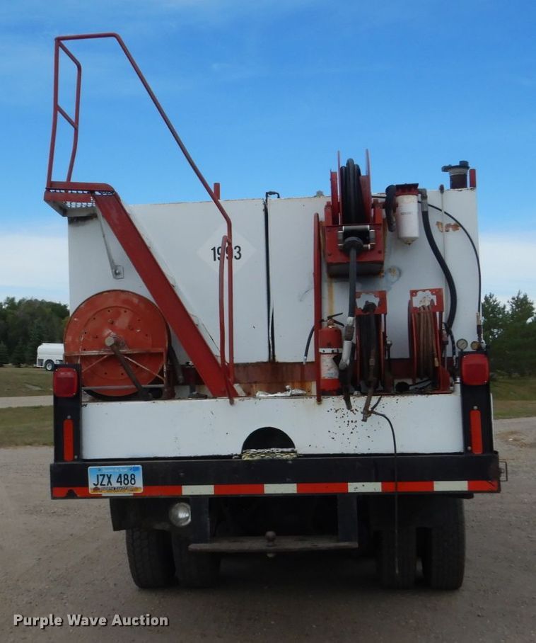 image for item HP9767 1987 International Paystar F5070  fuel truck