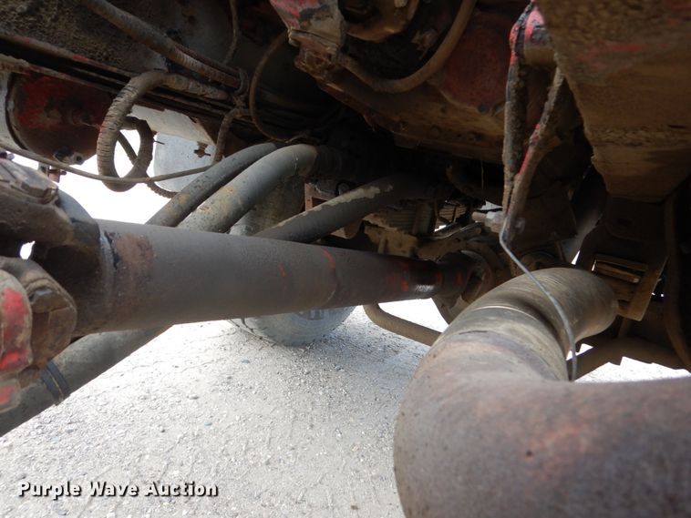 image for item HP9767 1987 International Paystar F5070  fuel truck