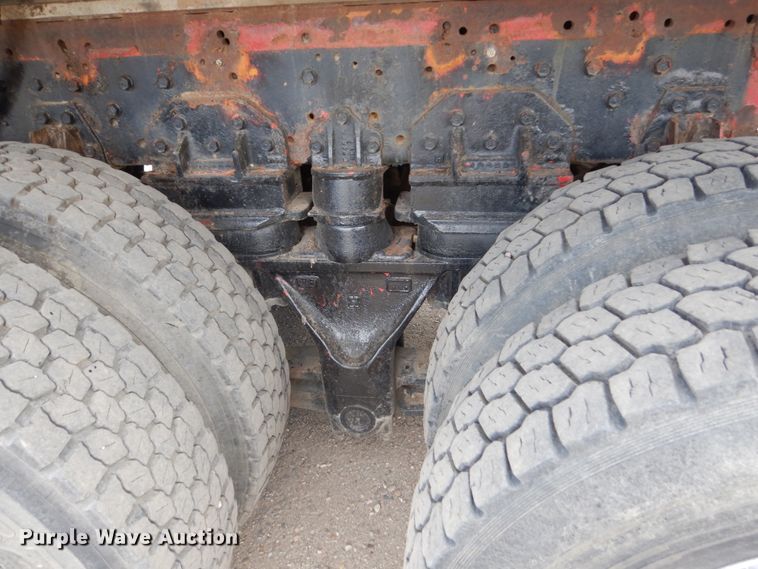 image for item HP9767 1987 International Paystar F5070  fuel truck