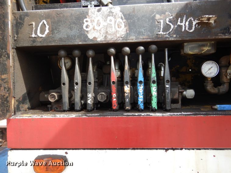 image for item HP9767 1987 International Paystar F5070  fuel truck