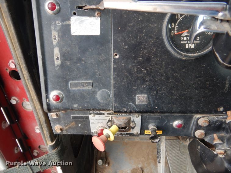 image for item HP9767 1987 International Paystar F5070  fuel truck