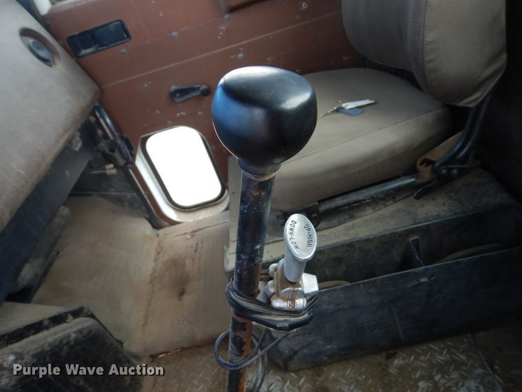 image for item HP9767 1987 International Paystar F5070  fuel truck