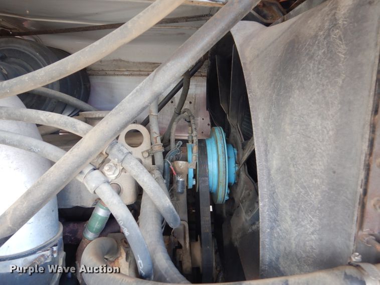 image for item HP9767 1987 International Paystar F5070  fuel truck