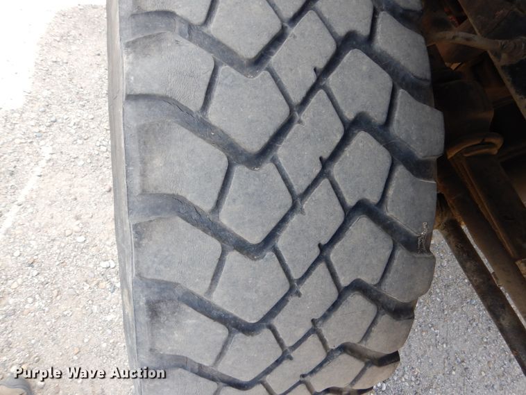 image for item HP9767 1987 International Paystar F5070  fuel truck