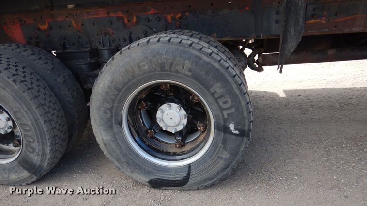 image for item HP9767 1987 International Paystar F5070  fuel truck