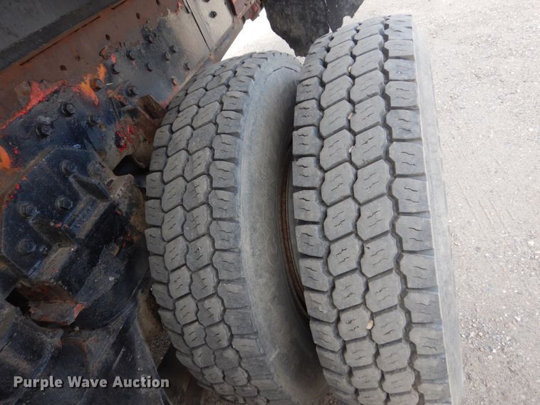 image for item HP9767 1987 International Paystar F5070  fuel truck