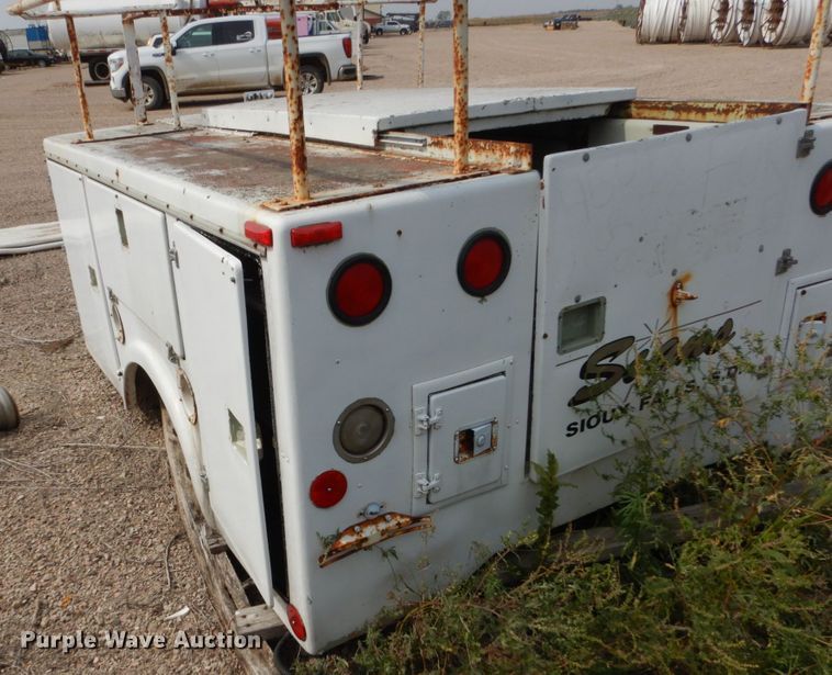 image for item HP9869 Fiberglass utility bed