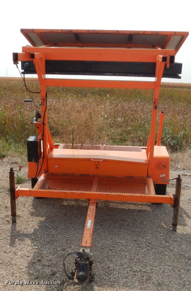 image for item HP9870 International Traffic Control message board