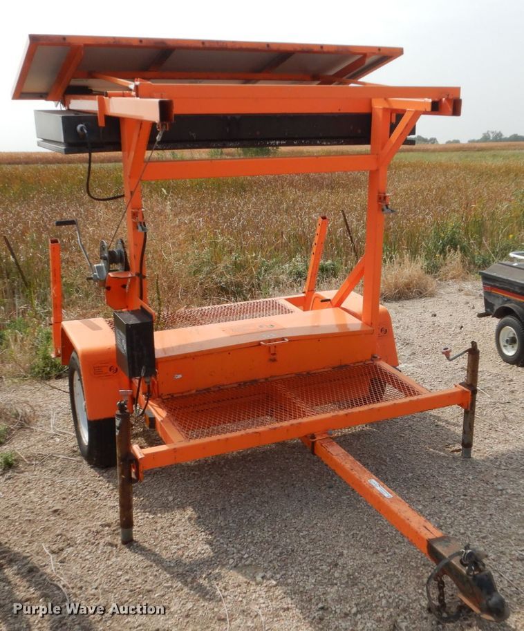 image for item HP9870 International Traffic Control message board