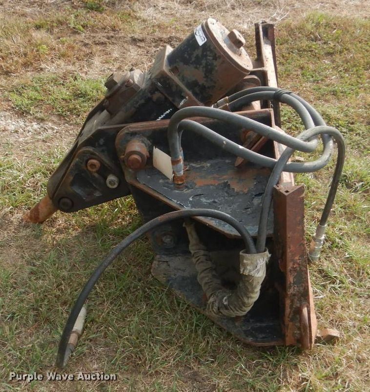 image for item HP9872 Bobcat skid steer breaker
