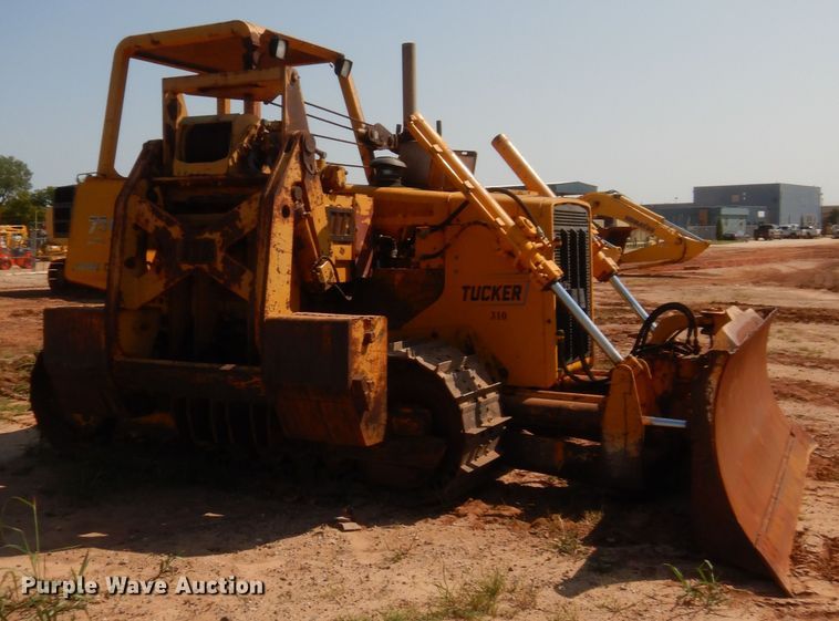 image for item HW9325 1990 John Deere 750B  pipelayer