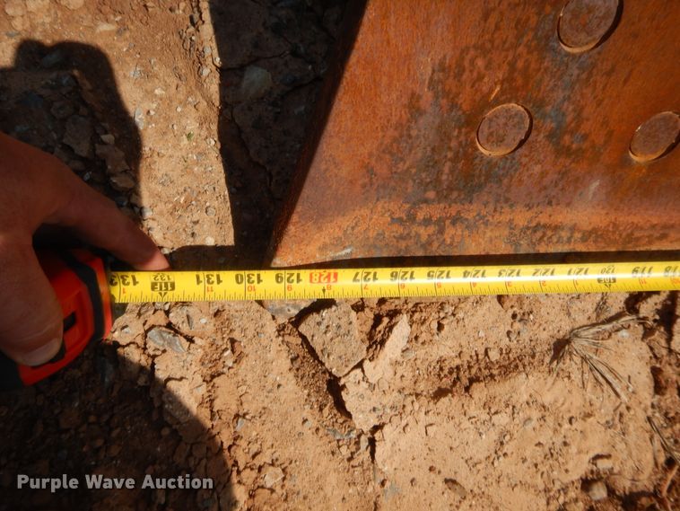 image for item HW9325 1990 John Deere 750B  pipelayer