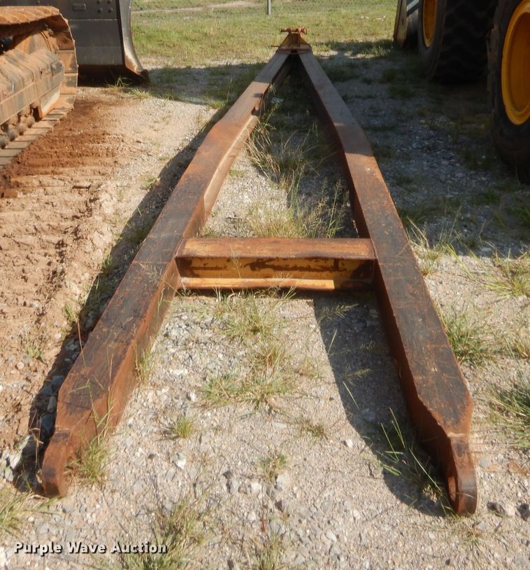 image for item HW9325 1990 John Deere 750B  pipelayer