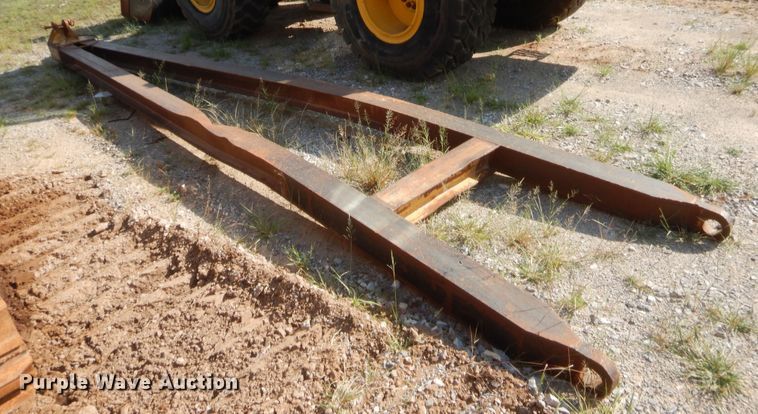 image for item HW9325 1990 John Deere 750B  pipelayer