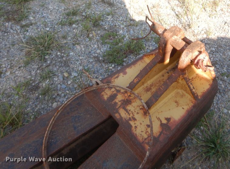 image for item HW9325 1990 John Deere 750B  pipelayer