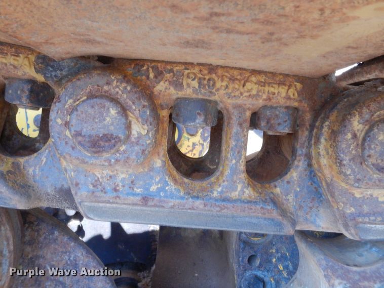 image for item HW9325 1990 John Deere 750B  pipelayer