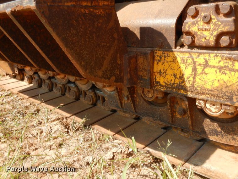 image for item HW9325 1990 John Deere 750B  pipelayer