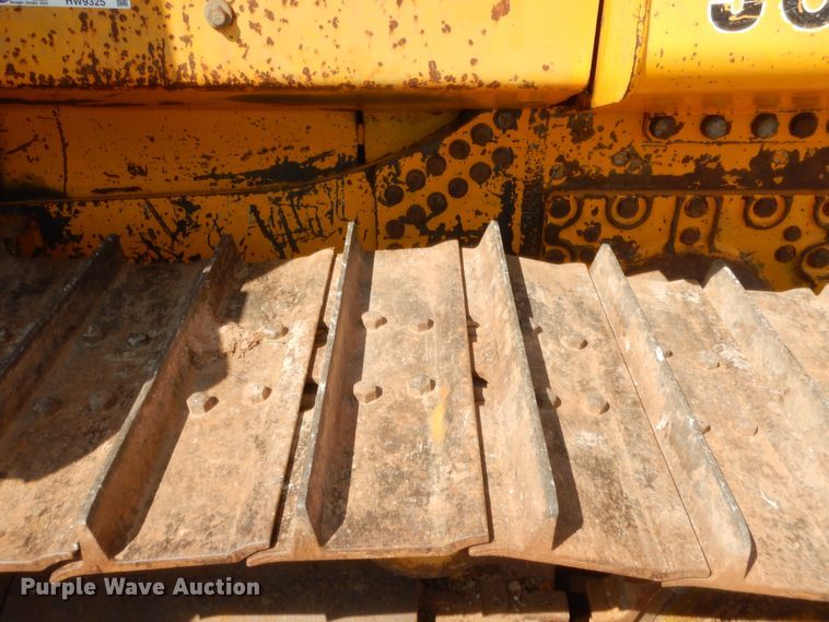 image for item HW9325 1990 John Deere 750B  pipelayer