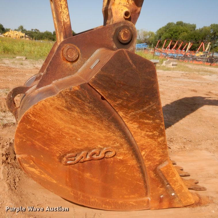 image for item HW9326 2013 Komatsu PC490LC-10  excavator