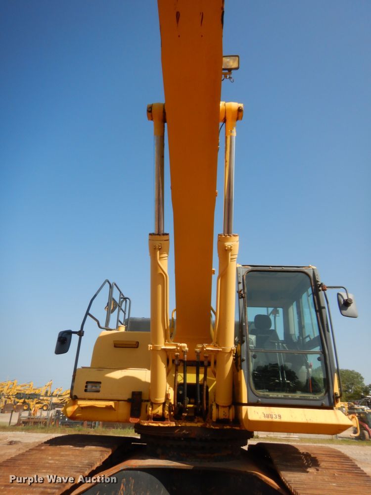 image for item HW9326 2013 Komatsu PC490LC-10  excavator
