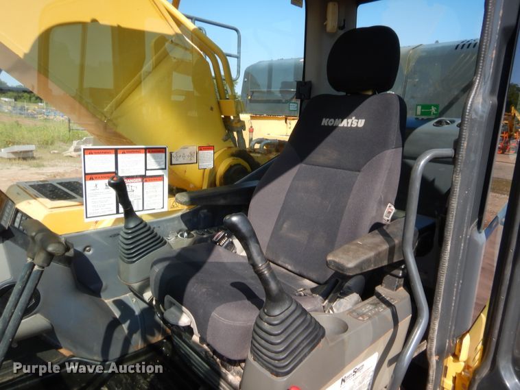 image for item HW9326 2013 Komatsu PC490LC-10  excavator