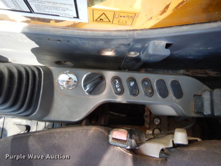 image for item HW9326 2013 Komatsu PC490LC-10  excavator