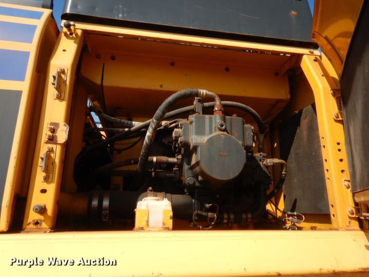 image for item HW9326 2013 Komatsu PC490LC-10  excavator