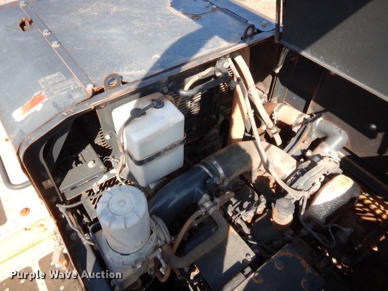 image for item HW9326 2013 Komatsu PC490LC-10  excavator