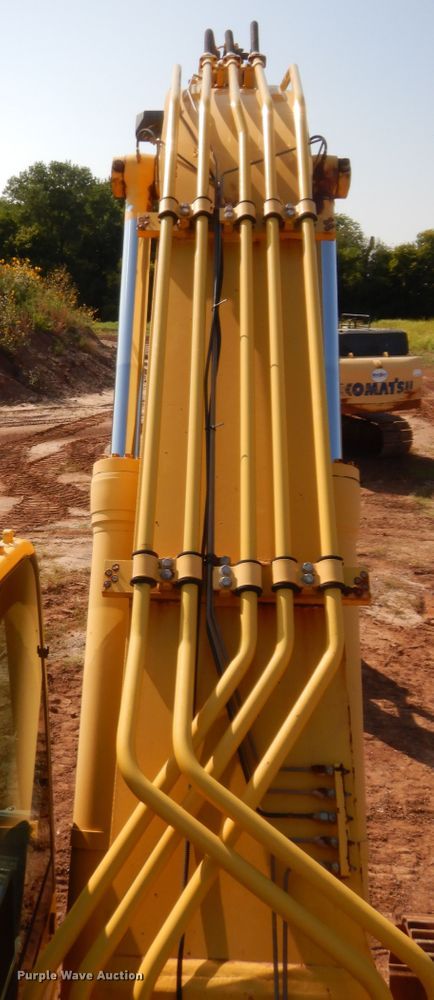 image for item HW9326 2013 Komatsu PC490LC-10  excavator