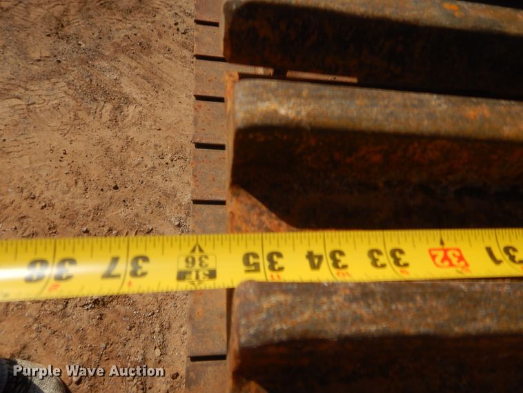 image for item HW9326 2013 Komatsu PC490LC-10  excavator