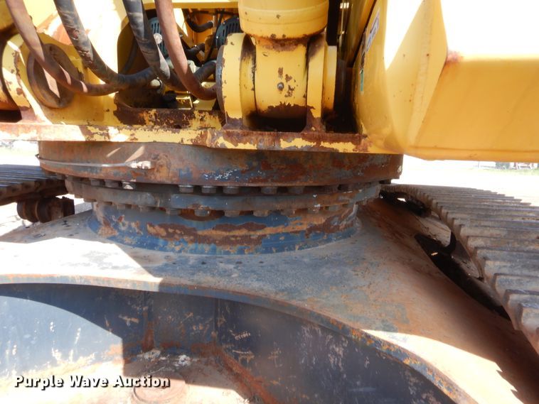 image for item HW9326 2013 Komatsu PC490LC-10  excavator