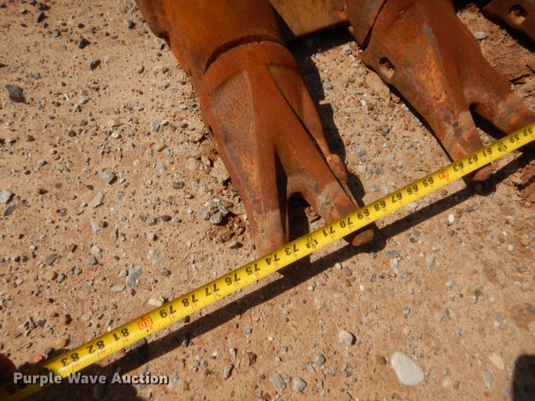 image for item HW9327 2013 Komatsu PC490LC-10  excavator