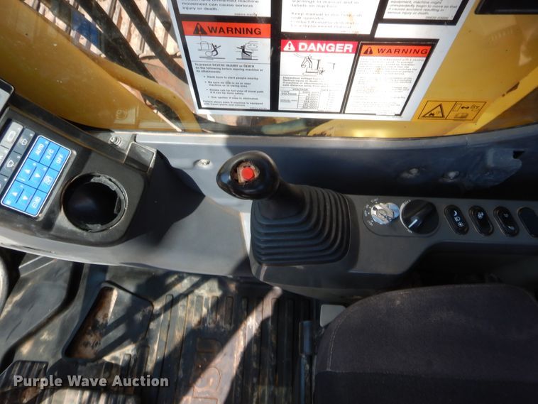 image for item HW9327 2013 Komatsu PC490LC-10  excavator