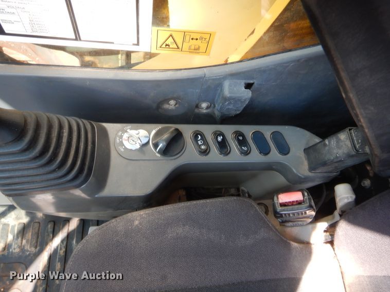 image for item HW9327 2013 Komatsu PC490LC-10  excavator