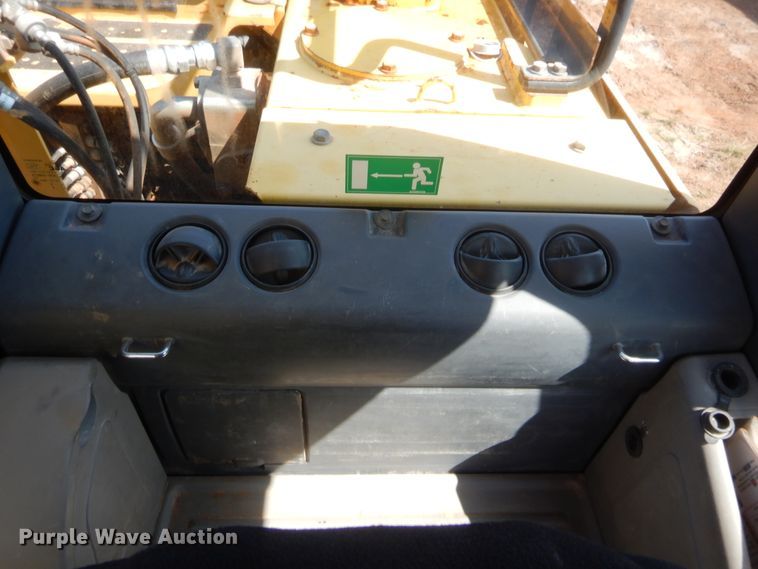 image for item HW9327 2013 Komatsu PC490LC-10  excavator